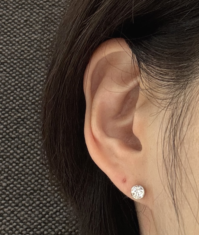 ダイヤモンドピアス着用写真41